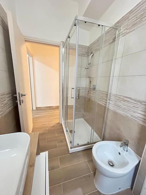 Appartamento Sweet House A - Tor Vergata Metro C Roma